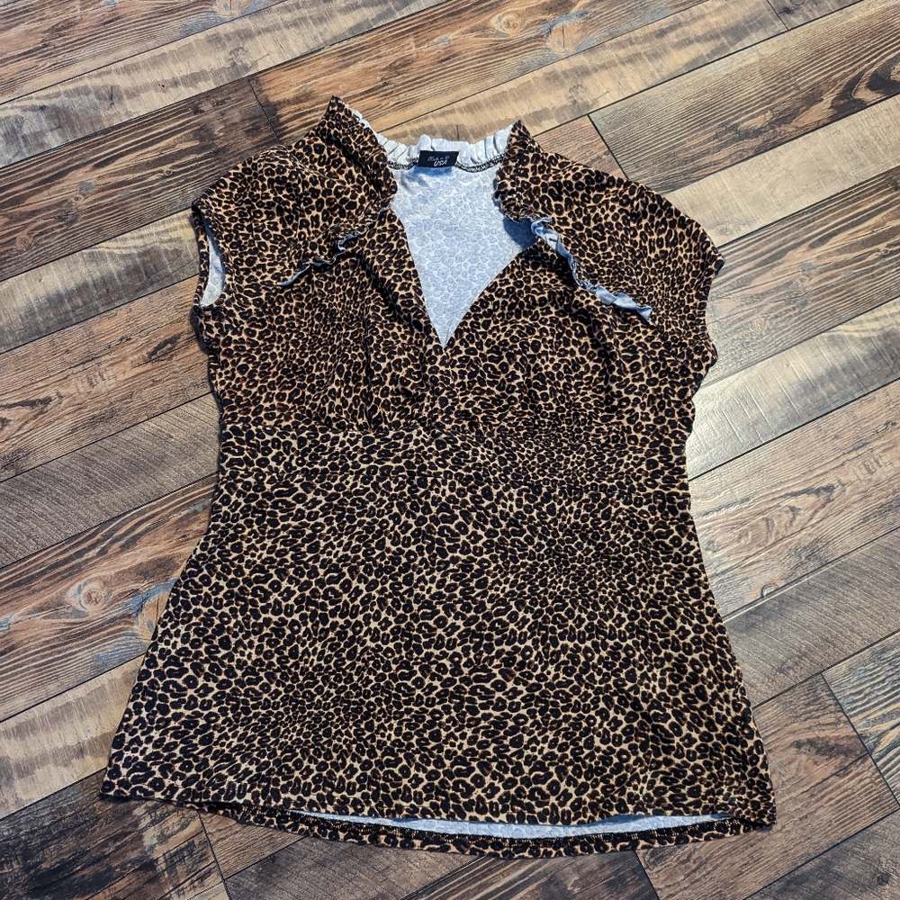 Leopard Print Ruffle Sleeve V-Neck Top - Brown